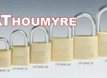 CADENAS L.20mm CORP LAITON AVEC 2 CLES