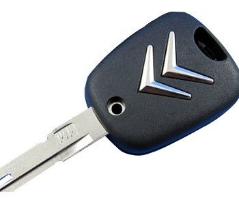 CLE DE VOITURE PEUGEOT, RENAULT, CITROEN ...