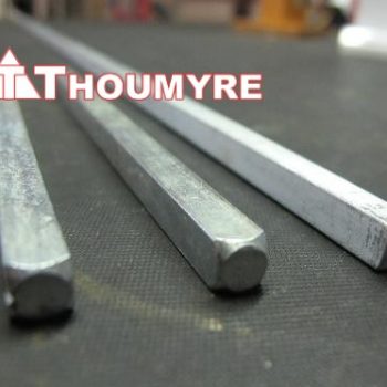 CARRE NU POUR BOUTON OU POIGNEE DE PORTE